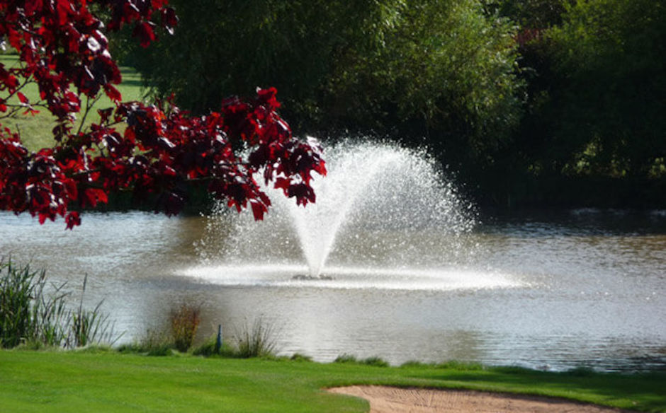 Fountain at The Vale Country Club near Evesham